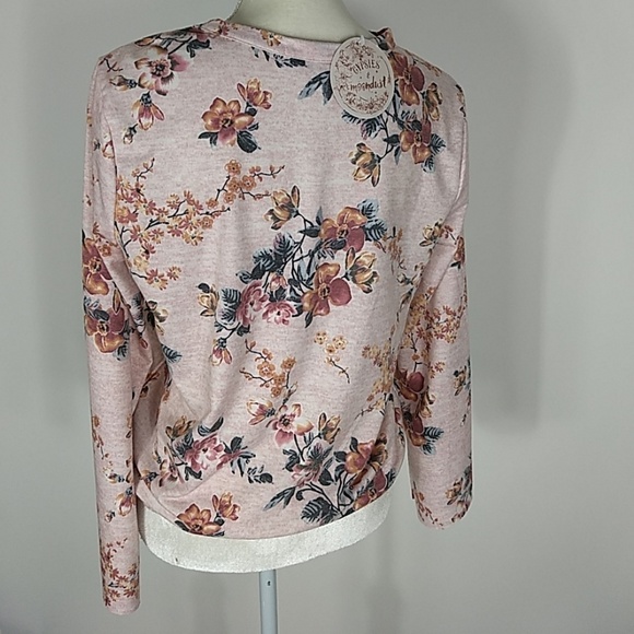 New Women's top blouse floral Medium - Picture 7 of 8